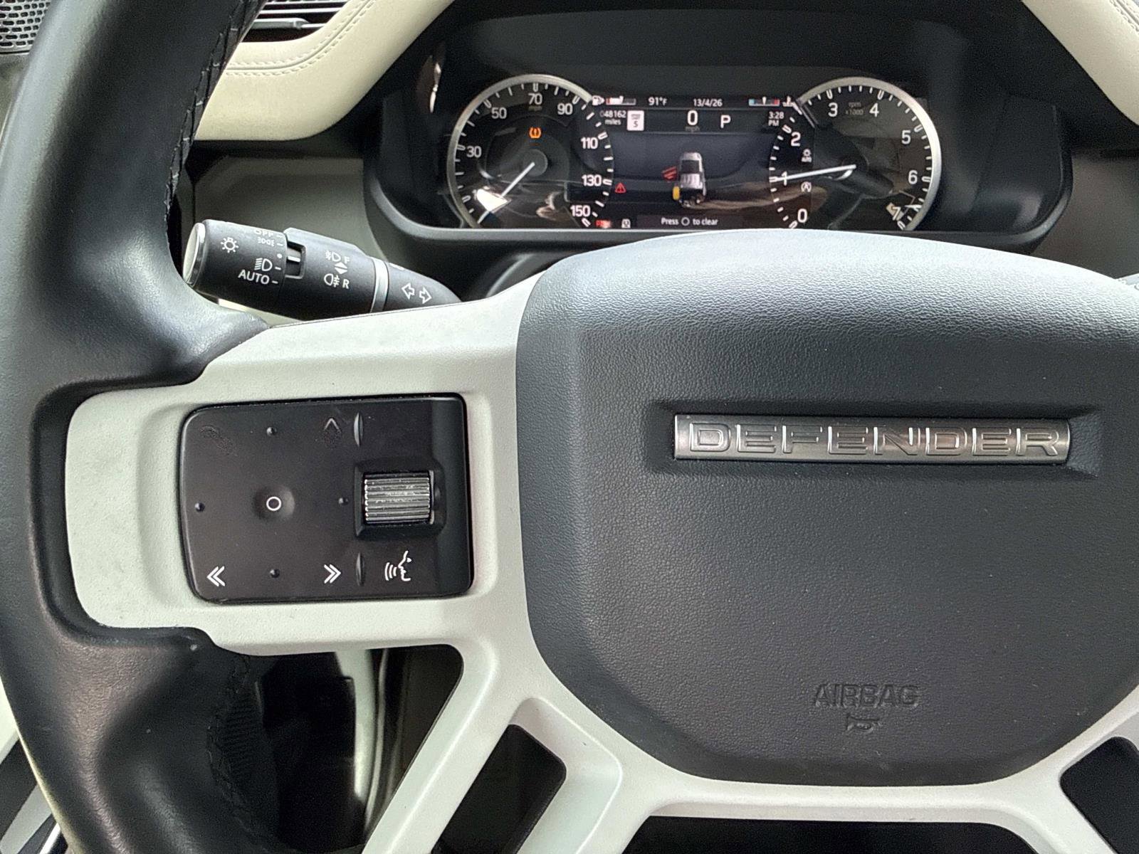 Used 2023 Land Rover Defender 110 X-Dynamic SE AWD/4WD image 18