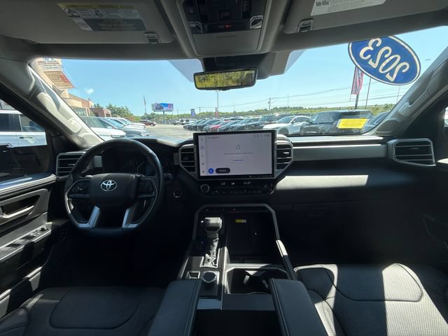 Used 2023 Toyota Tundra Limited AWD/4WD image 20
