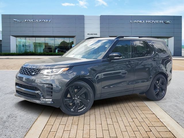 New 2025 Land Rover Discovery Dynamic SE