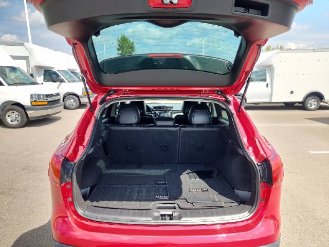 Used 2018 Nissan Rogue Sport SL w/ SL Premium Package FWD image 32