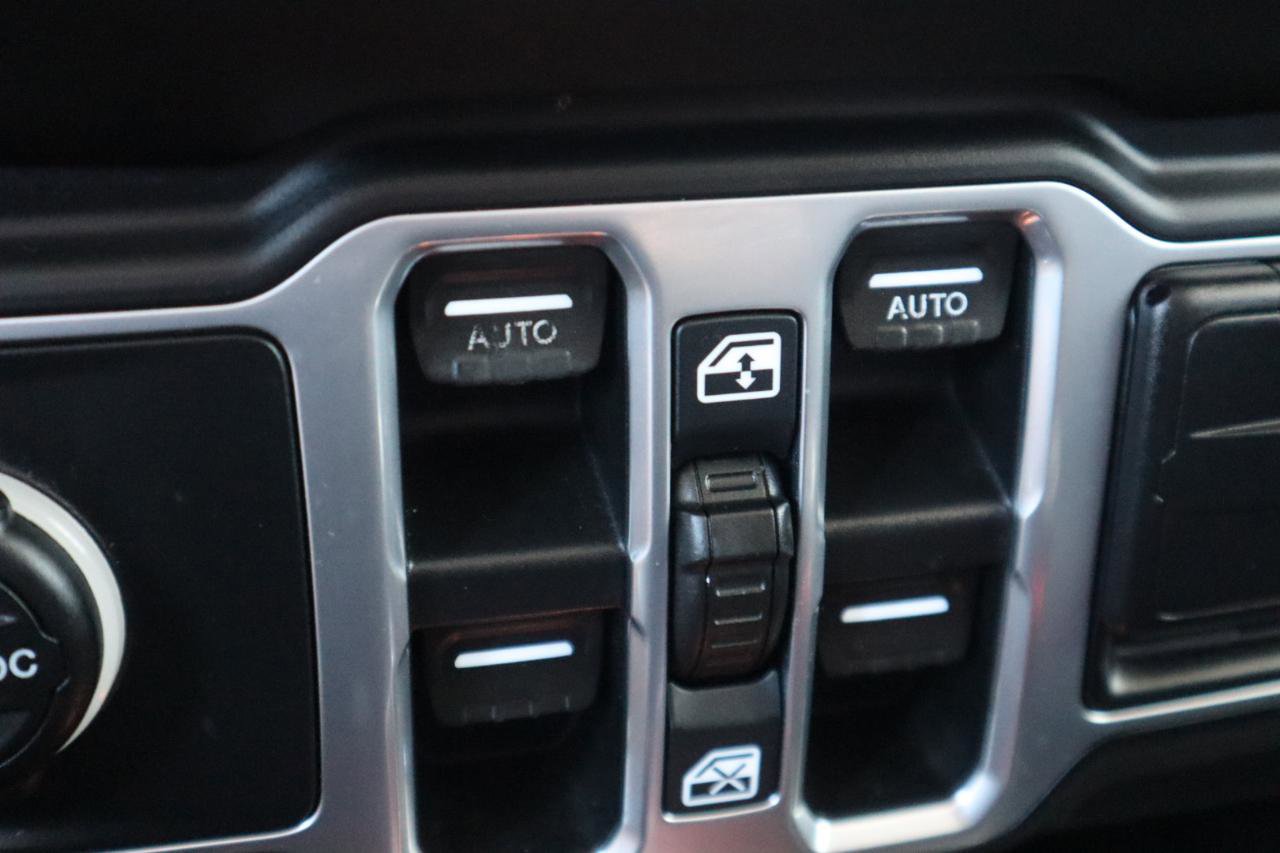 Used 2018 Jeep Wrangler Unlimited Sport S AWD/4WD image 69