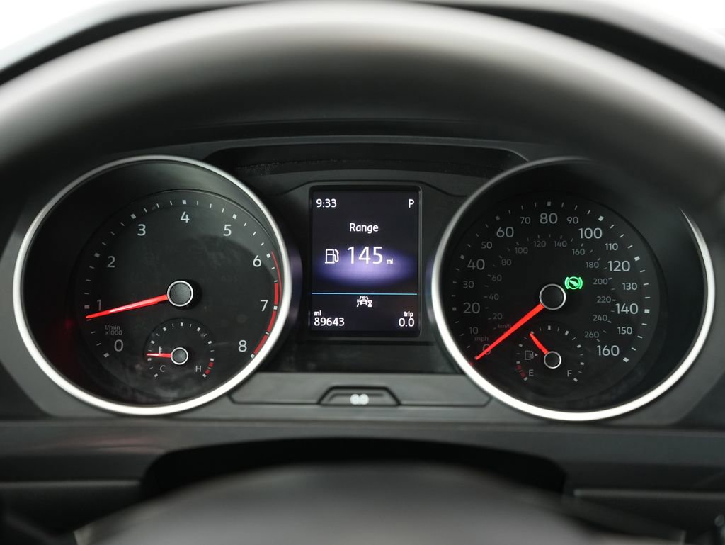 Used 2020 Volkswagen Tiguan SE FWD image 16