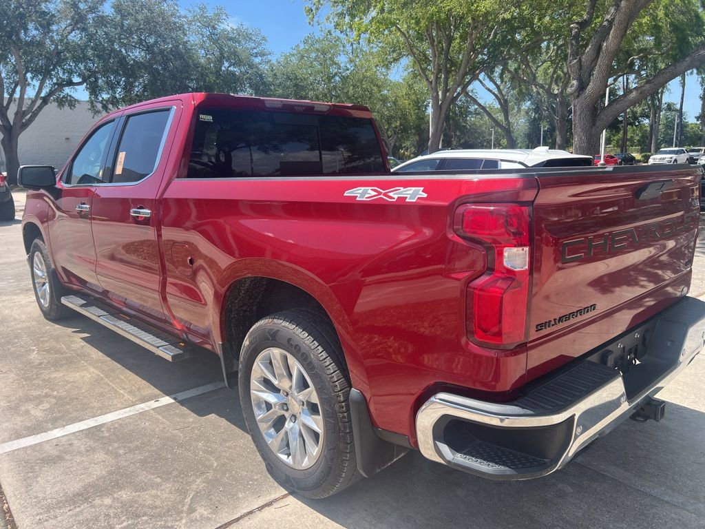 Used 2021 Chevrolet Silverado 1500 LTZ w/ LTZ Premium Package AWD/4WD image 4