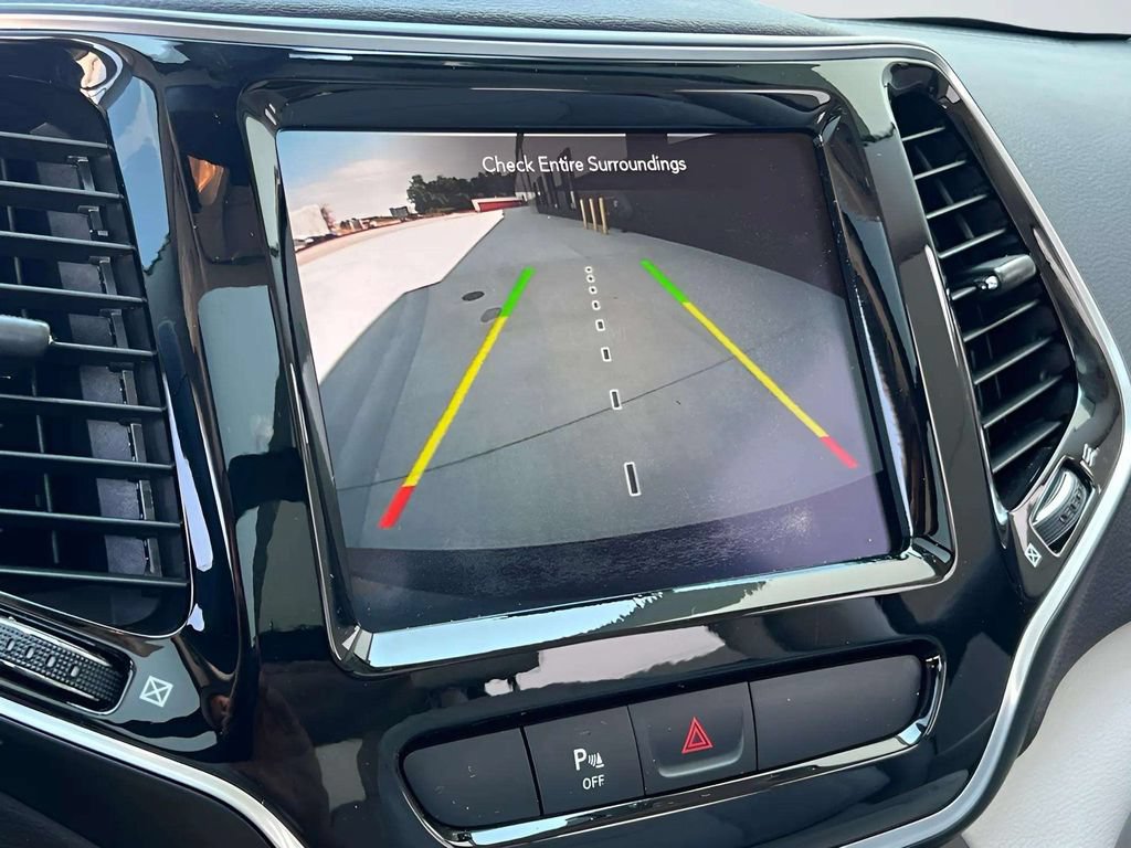 Used 2020 Jeep Cherokee Limited AWD/4WD image 23