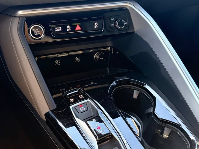 Certified 2025 Audi Q5 Premium w/ Premium Plus AWD/4WD image 10