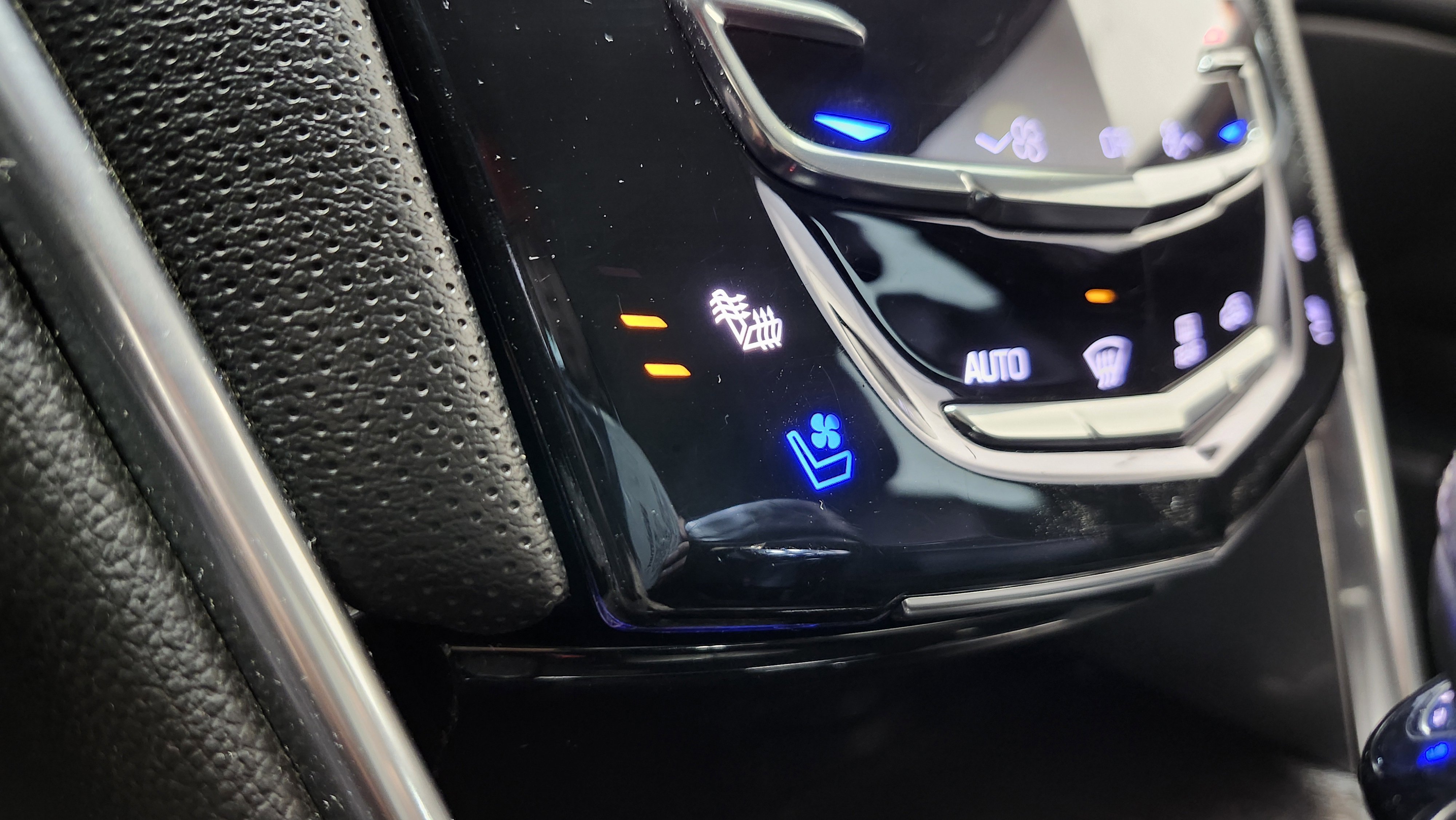 Used 2019 Cadillac XTS Luxury image 31