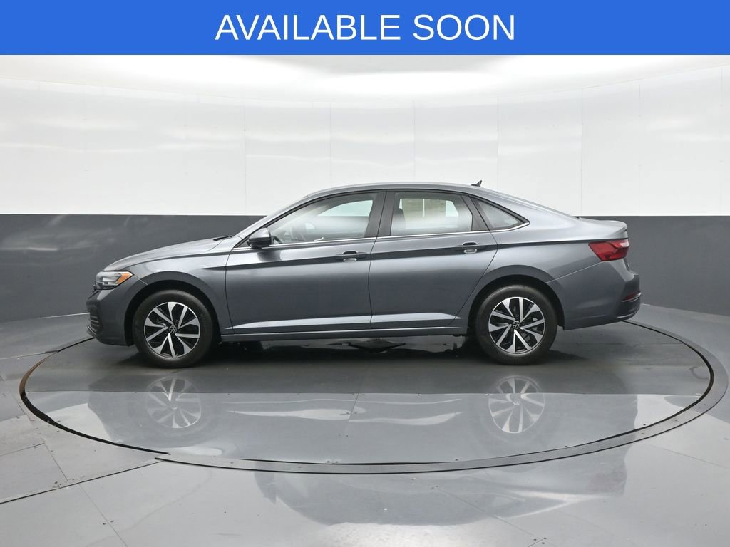 Used 2024 Volkswagen Jetta S image 4