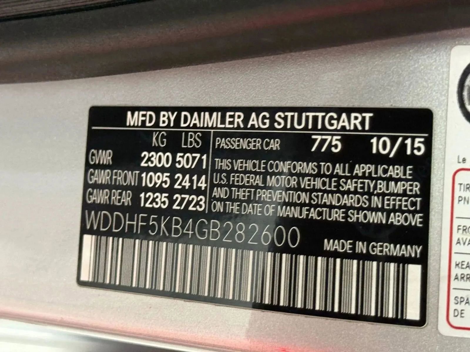 Used 2016 Mercedes-Benz E 350 Sedan w/ Premium Package image 38