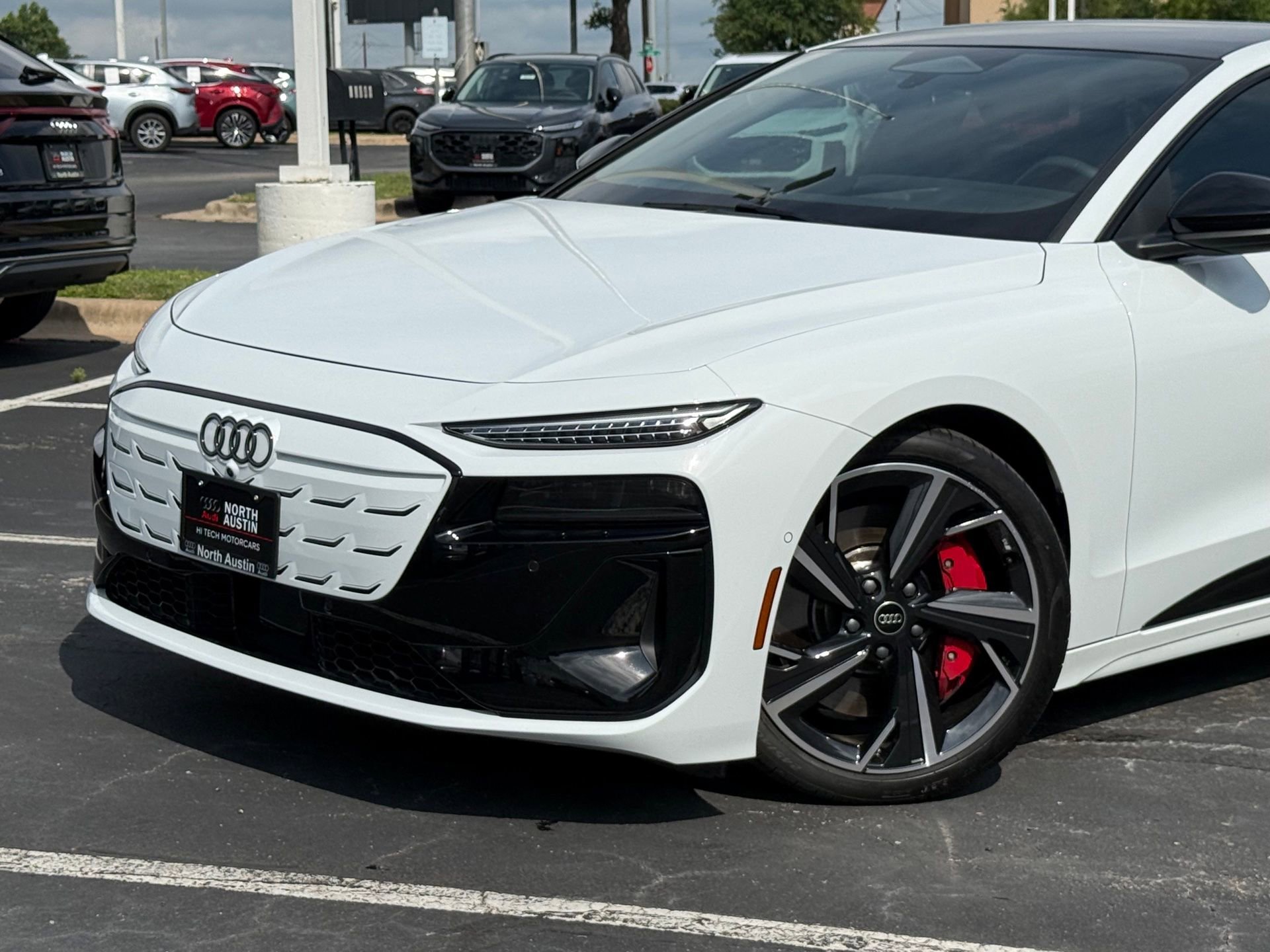 Used 2025 Audi S6 e-tron Prestige w/ 21" Black Optic Package