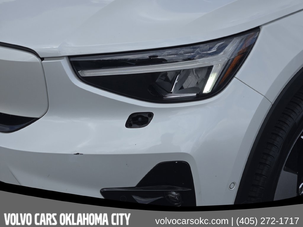 Certified 2023 Volvo C40 P8 Recharge Ultimate AWD/4WD image 8