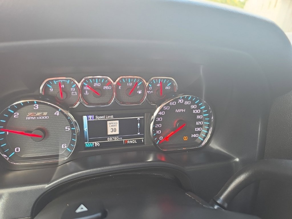 Used 2018 Chevrolet Silverado 2500 LT w/ All Star Edition AWD/4WD image 19