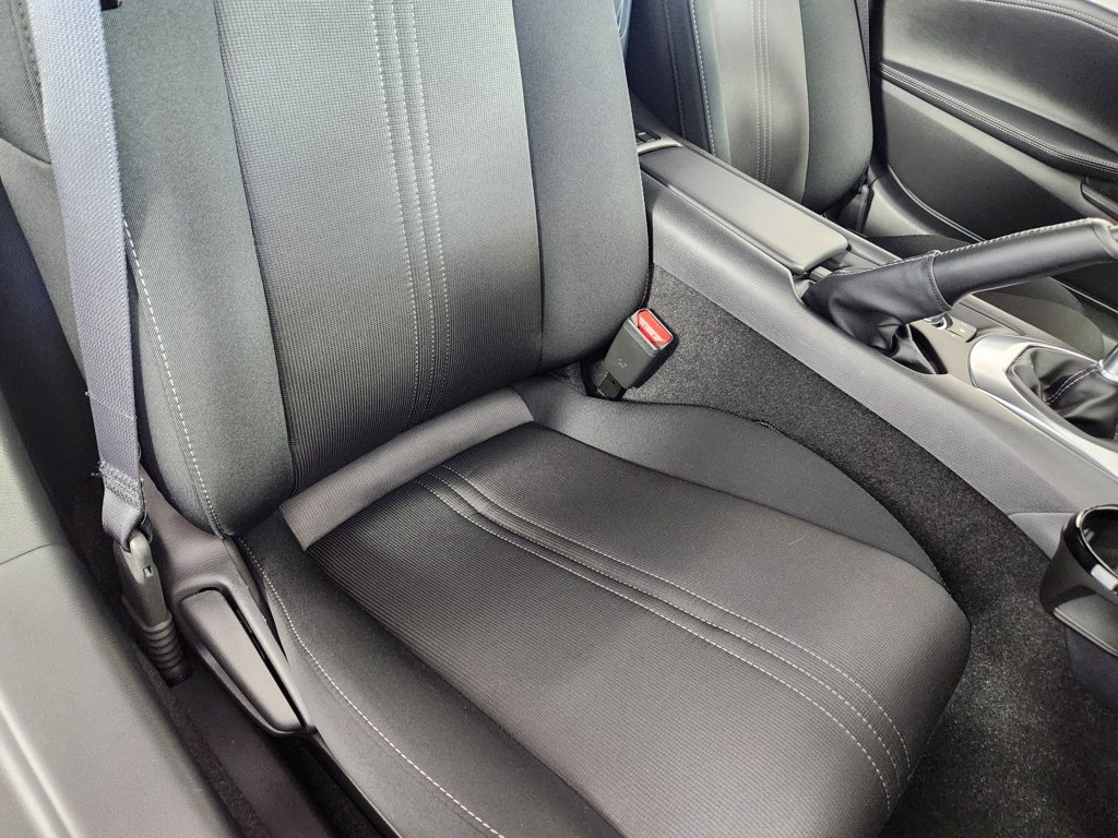Used 2023 MAZDA MX-5 Miata Club w/ Interior Package RWD image 11