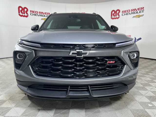 Used 2024 Chevrolet TrailBlazer RS w/ Driver Confidence Package FWD image 2