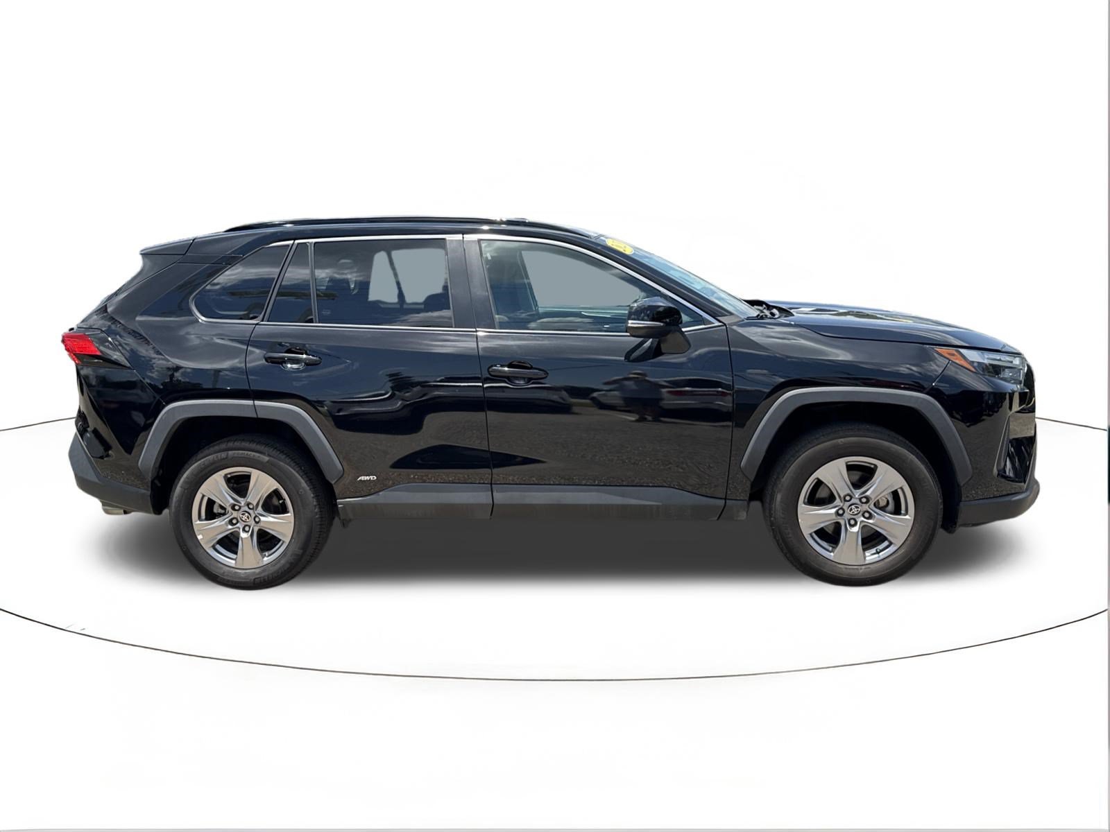 Used 2023 Toyota RAV4 XLE w/ Convenience Package AWD/4WD image 2