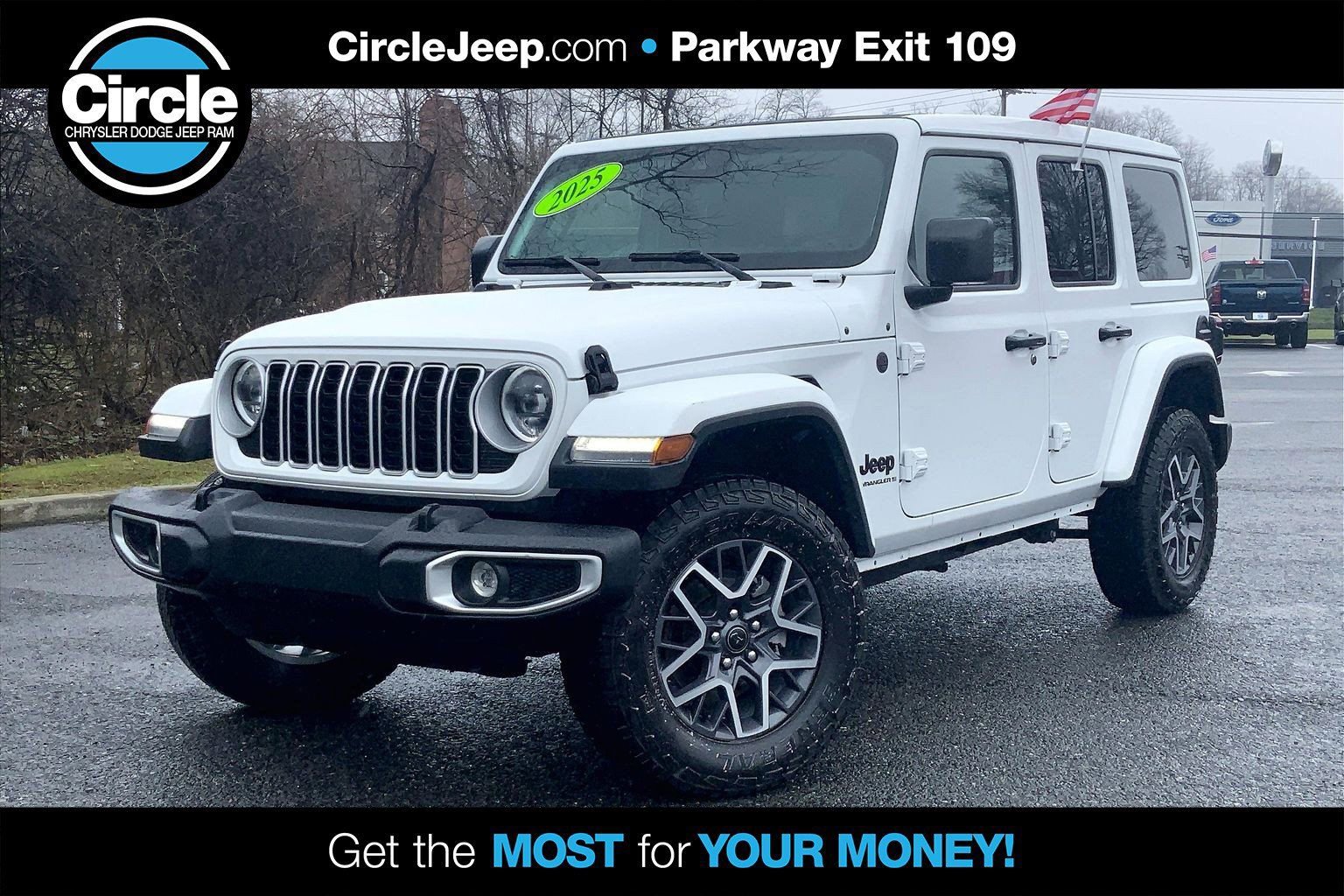 Certified 2025 Jeep Wrangler Sahara image 1