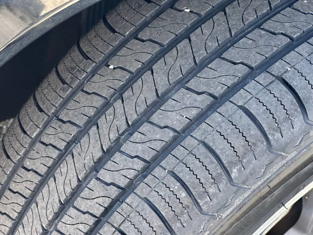Used 2021 Cadillac XT6 Premium Luxury w/ LPO, Floor Liner Package AWD/4WD image 11