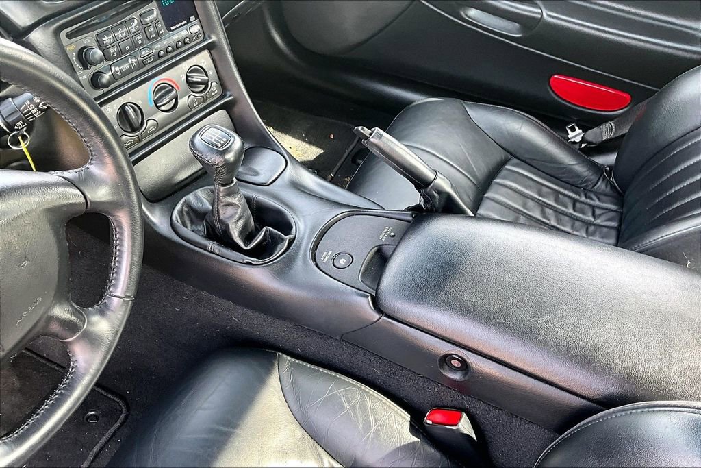 Used 2002 Chevrolet Corvette Base image 15