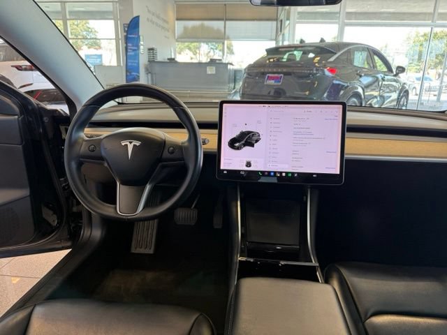 Used 2018 Tesla Model 3 Mid Range RWD image 23
