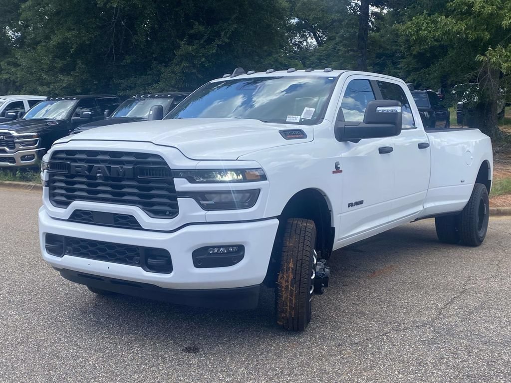 New 2026 RAM 3500 Big Horn AWD/4WD image 34