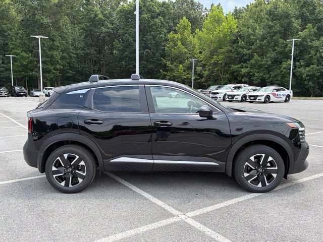 New 2026 Nissan Kicks SV w/ Cold Weather Package AWD/4WD image 7