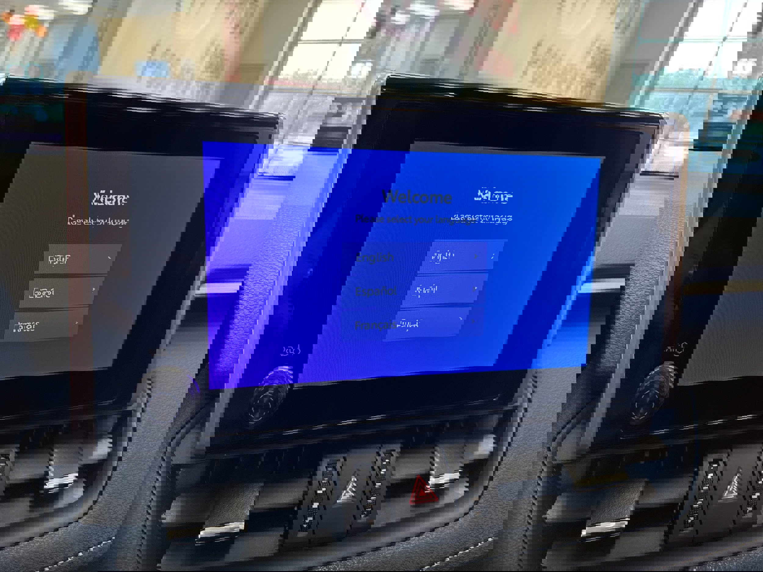 Used 2023 Toyota RAV4 XLE Premium image 40