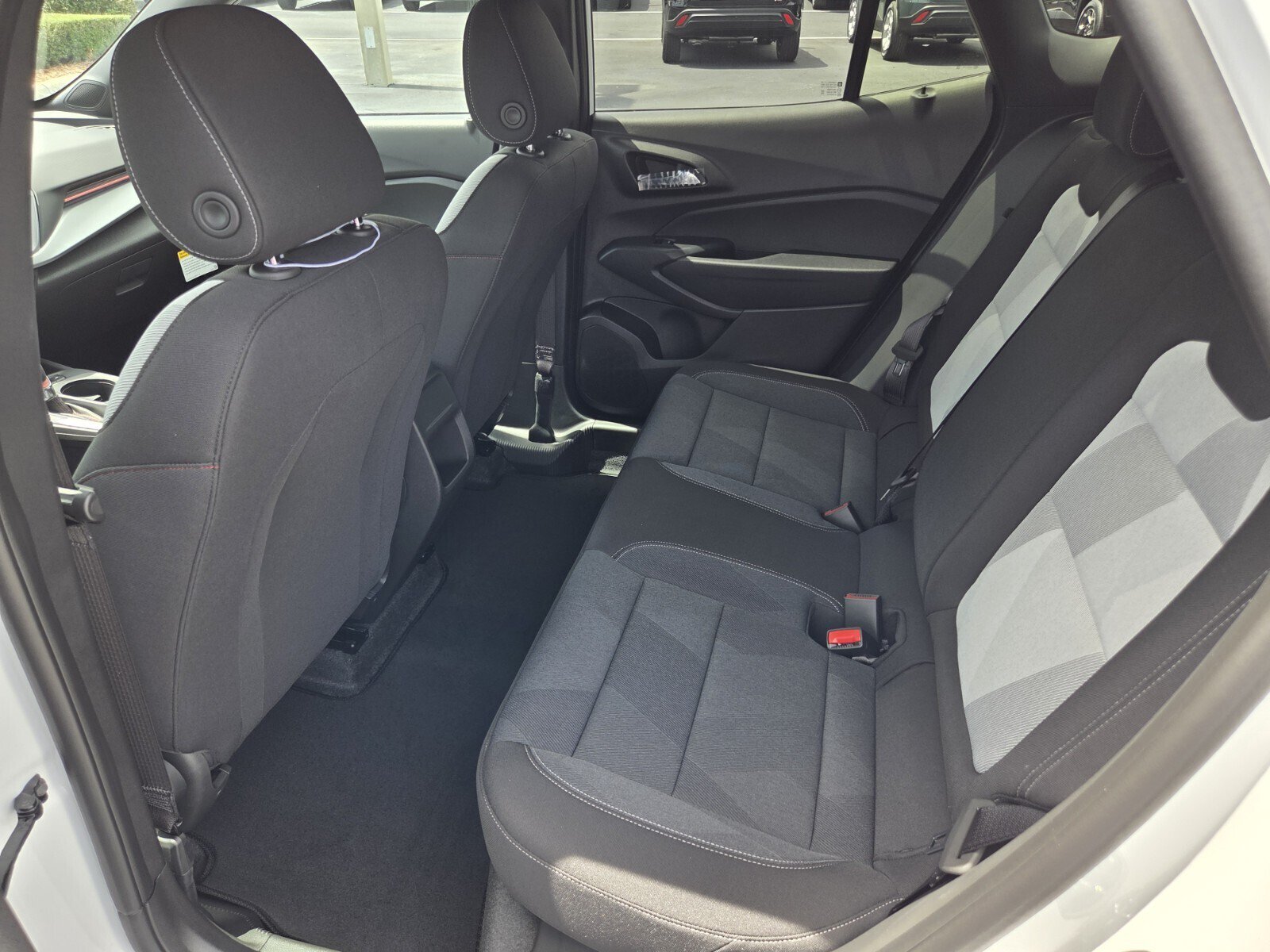 New 2026 Chevrolet Trax RS w/ Driver Confidence Package FWD image 6