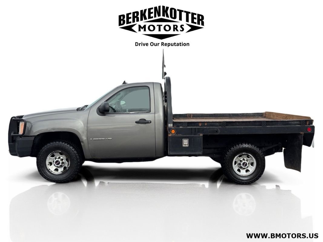 Used 2008 GMC Sierra 3500 W/T w/ Work Truck Preferred Package AWD/4WD image 6