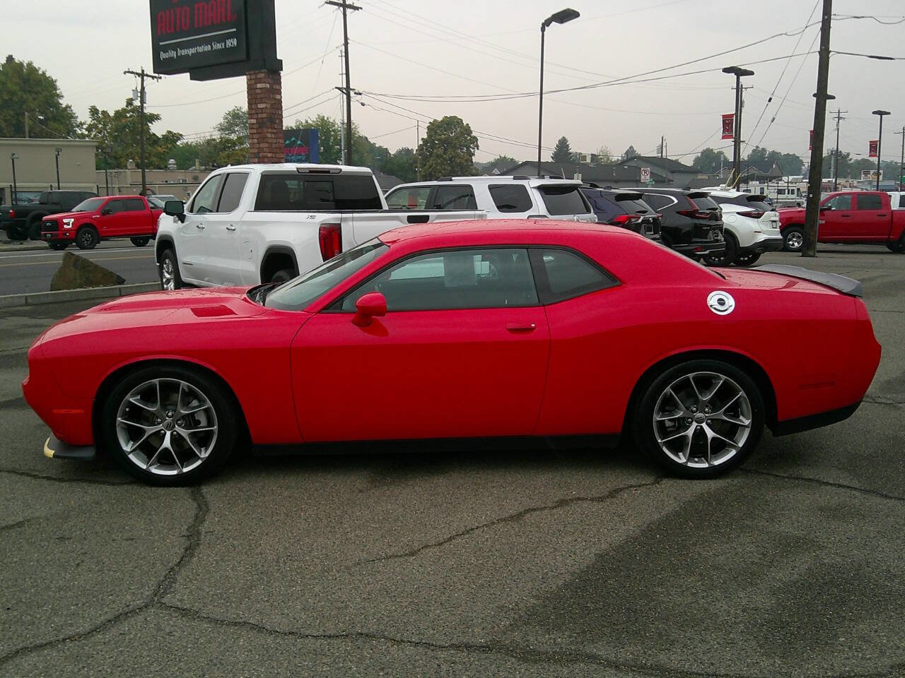 Used 2023 Dodge Challenger GT image 4