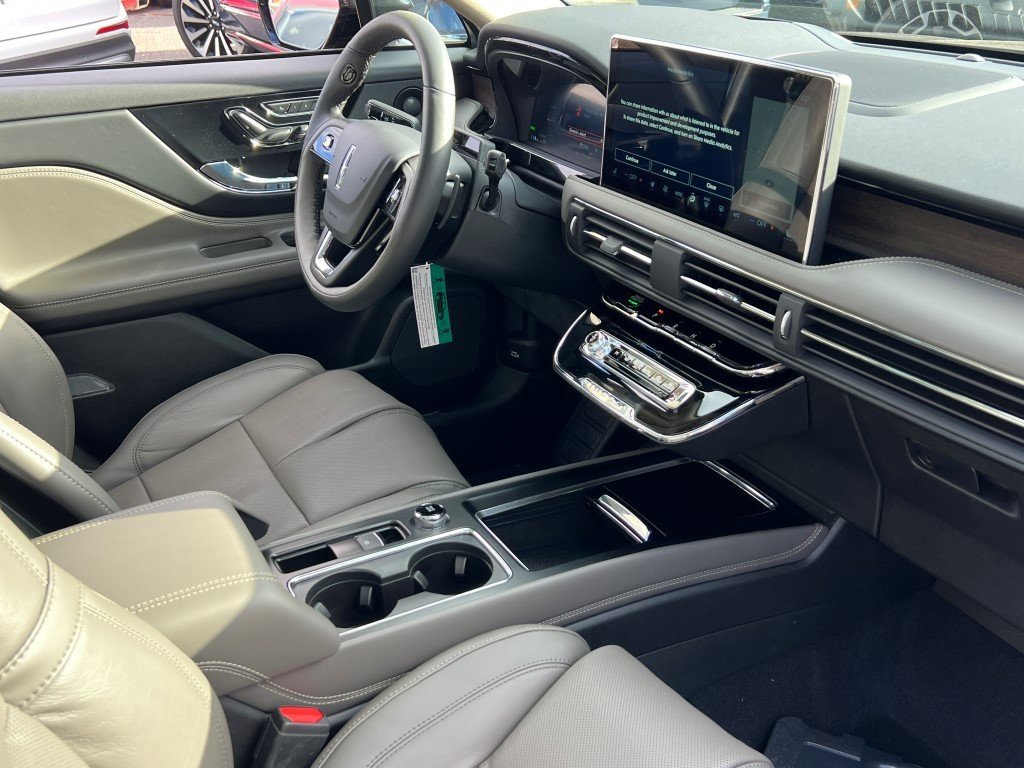 New 2026 Lincoln Corsair Grand Touring image 8