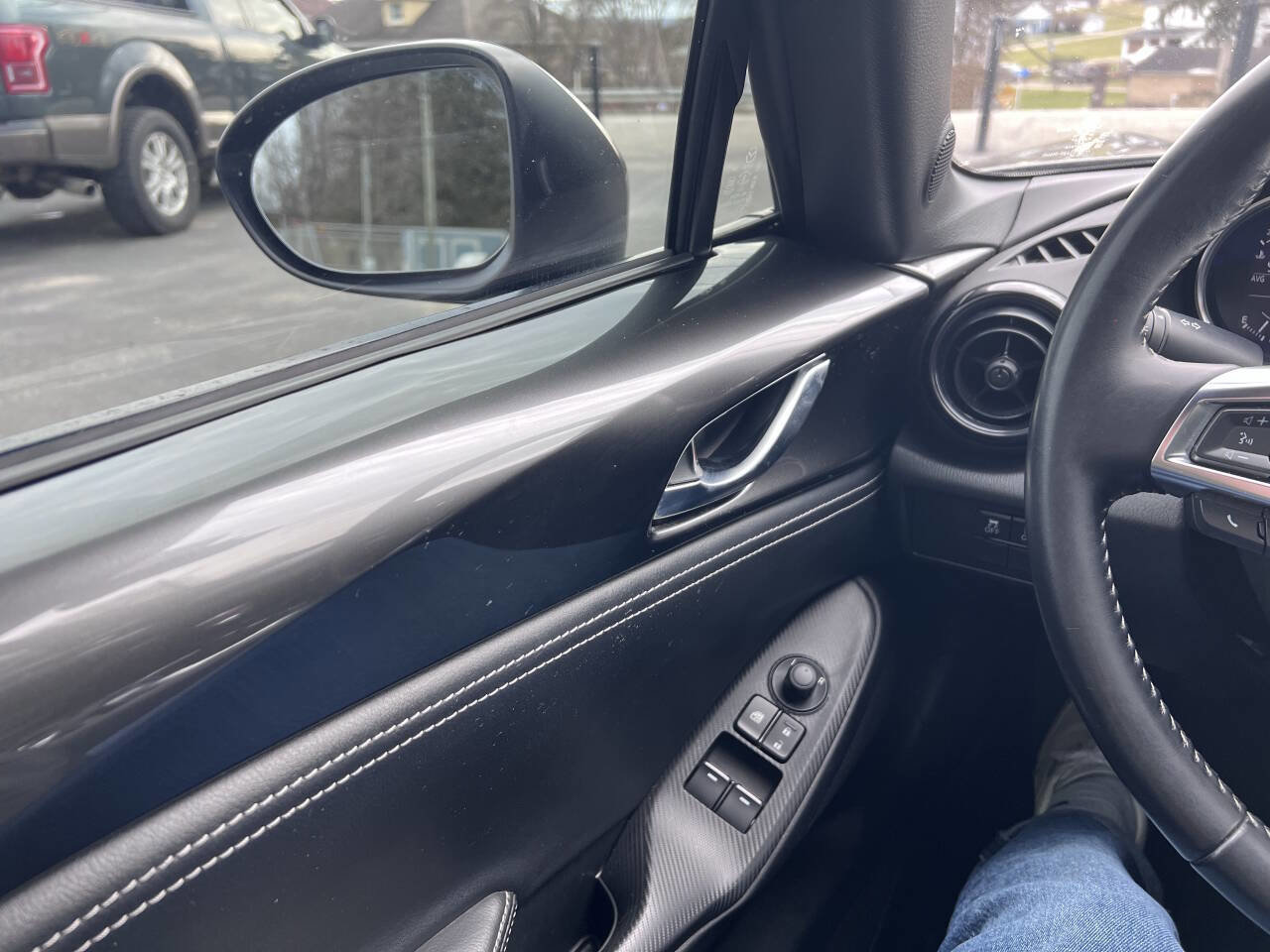 Used 2020 MAZDA MX-5 Miata Club image 13