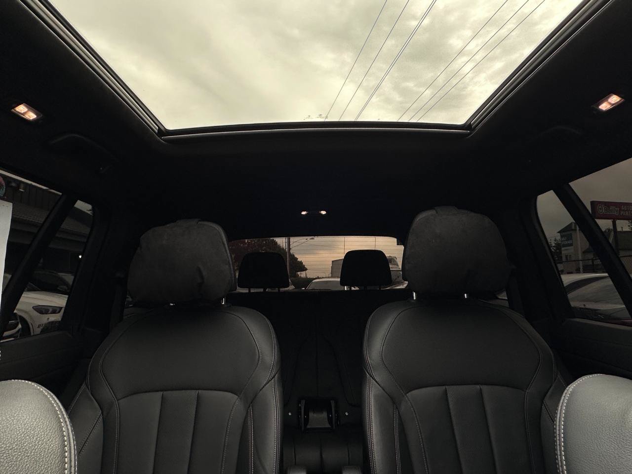 Used 2022 BMW X7 xDrive40i w/ M Sport Package AWD/4WD image 33
