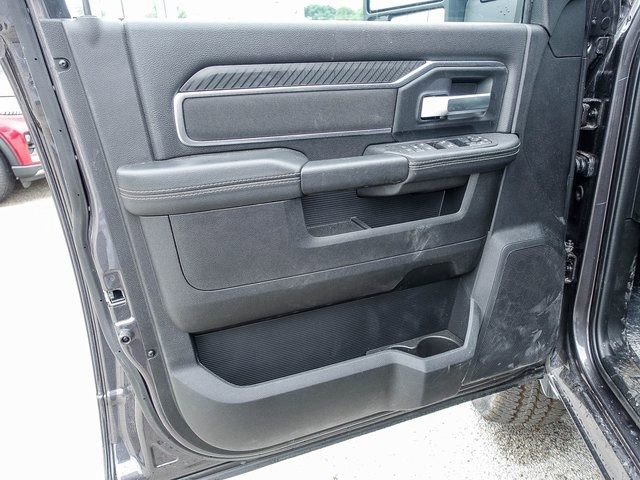 New 2025 RAM 2500 Big Horn AWD/4WD image 15