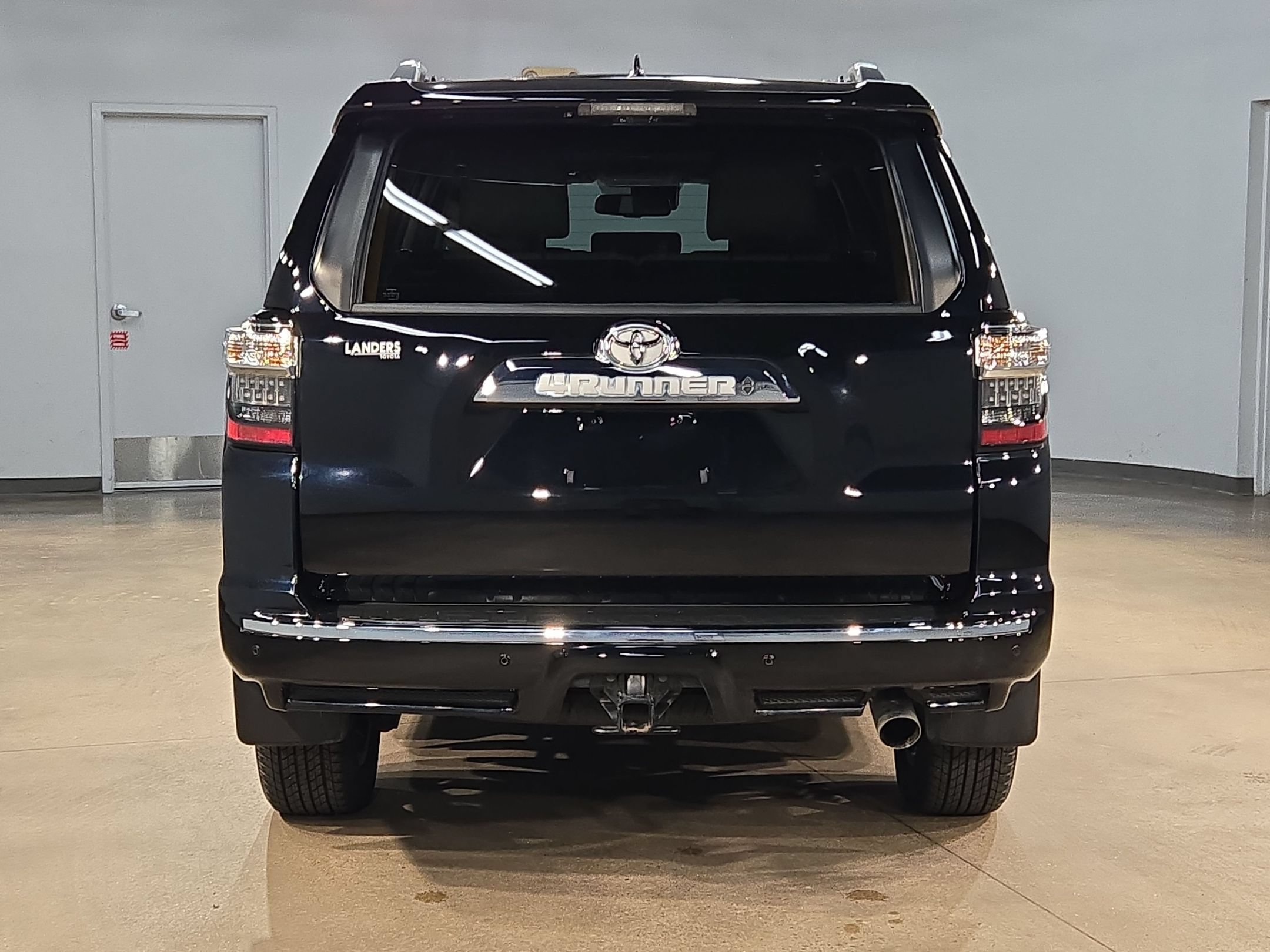 Certified 2024 Toyota 4Runner Limited AWD/4WD image 6