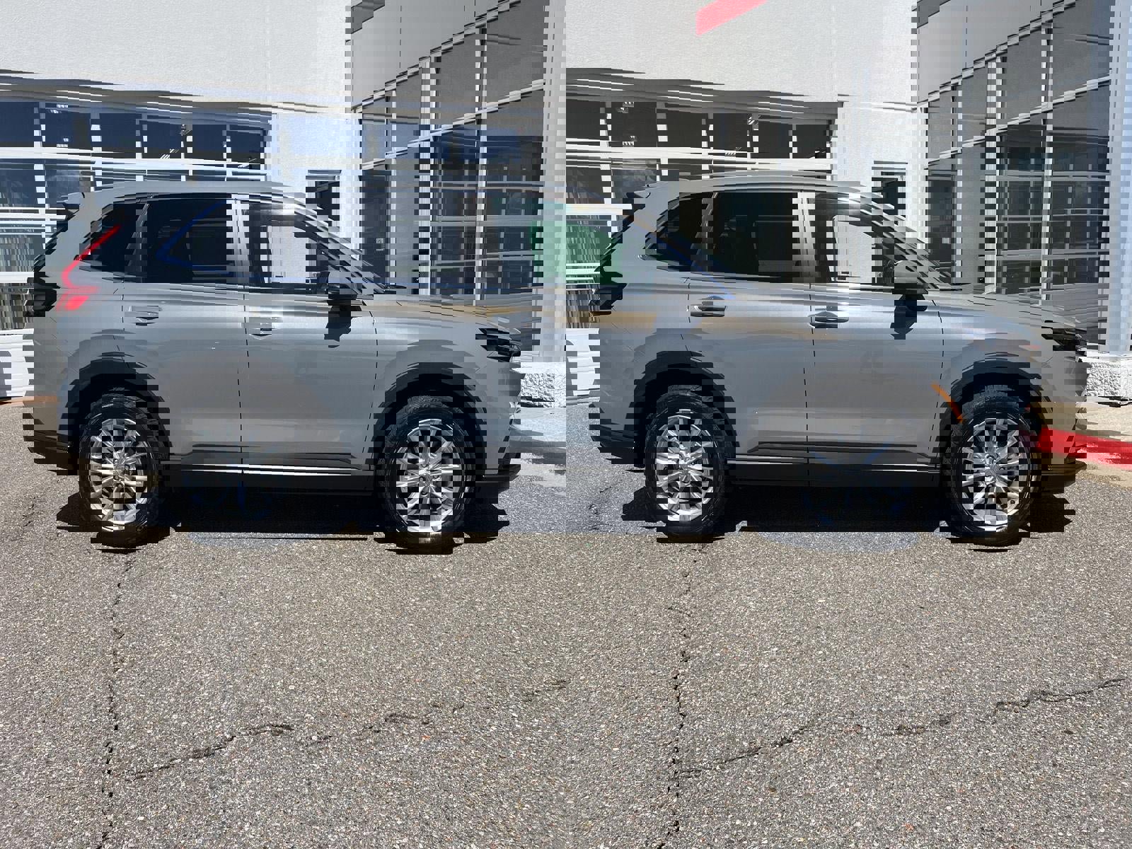 Used 2024 Honda CR-V EX-L image 6