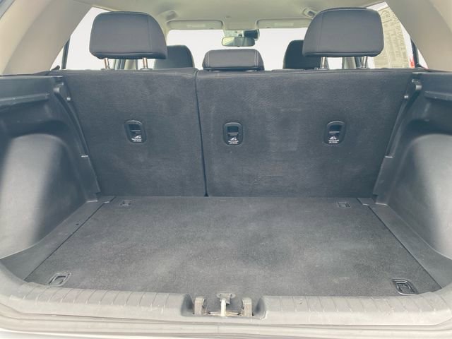 Used 2020 Hyundai Venue SEL image 28