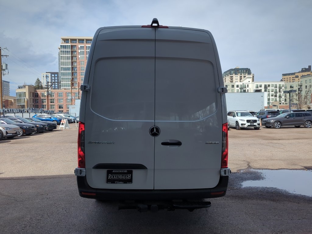 Used 2025 Mercedes-Benz Sprinter 2500 image 6