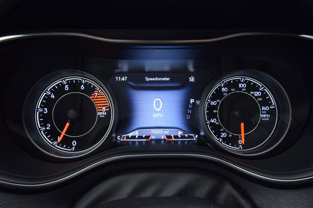 Used 2019 Jeep Cherokee Limited image 20