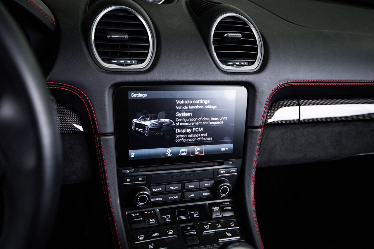 Certified 2024 Porsche 718 Boxster GTS image 18