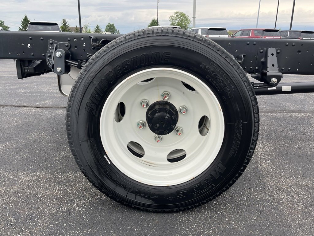 New 2023 Chevrolet Low Cab Forward 5500XD image 23