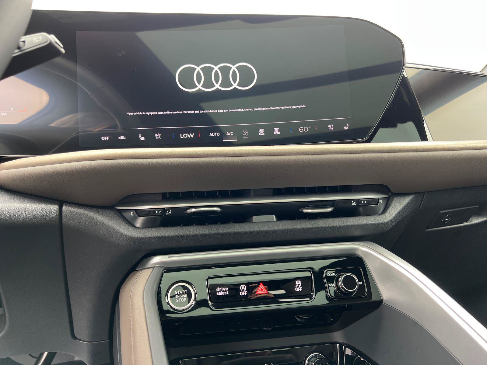 Used 2025 Audi Q5 Prestige AWD/4WD image 29