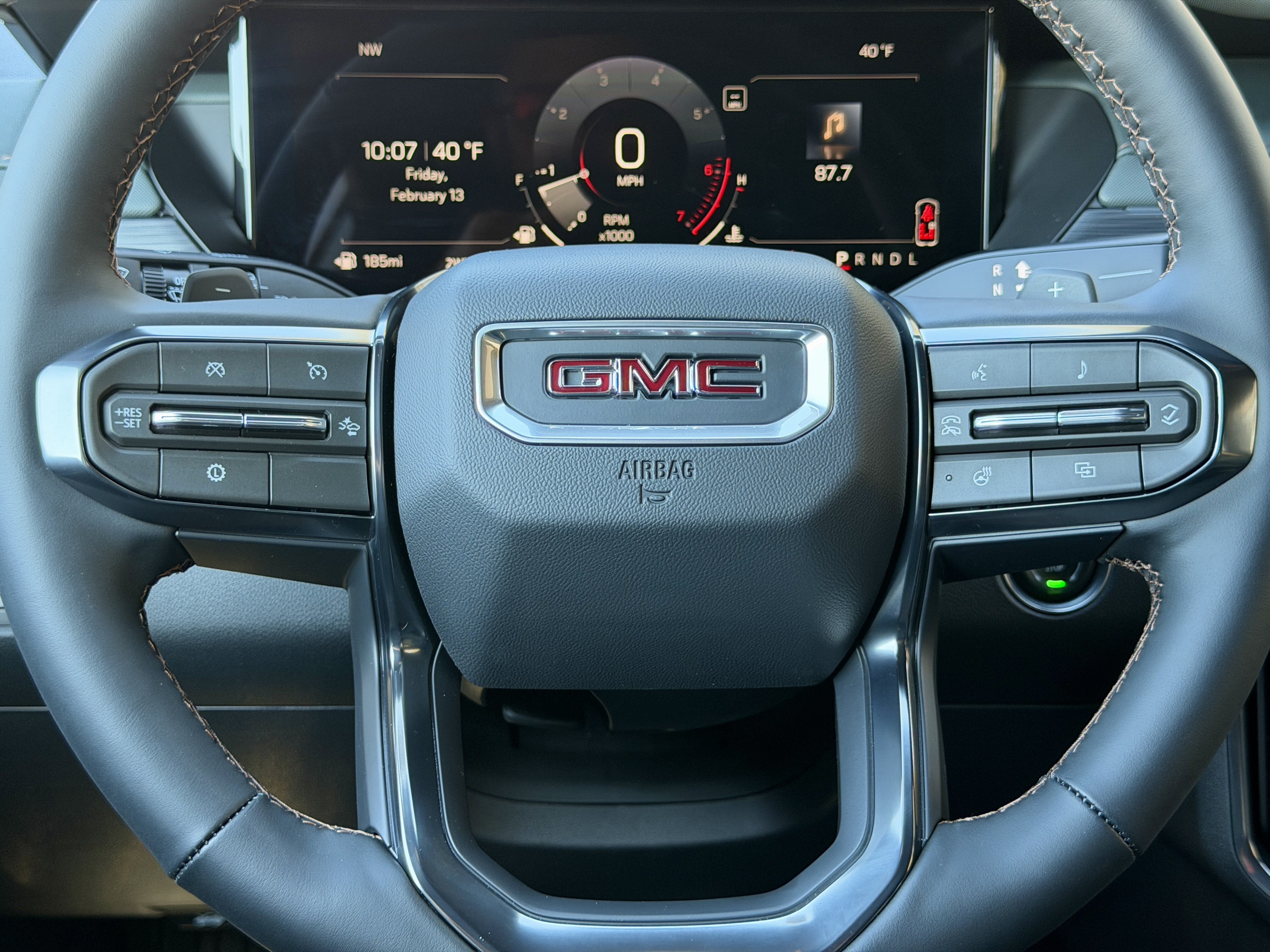 New 2026 GMC Acadia AT4 w/ Luxury Package AWD/4WD image 43