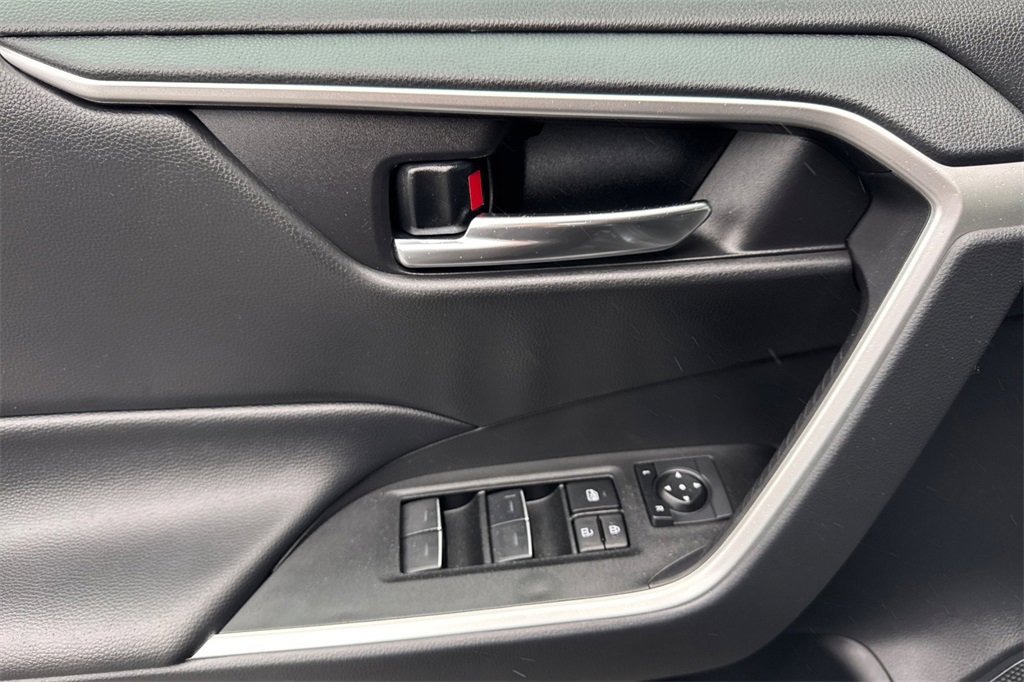 Certified 2024 Toyota RAV4 XLE w/ Convenience Package image 10