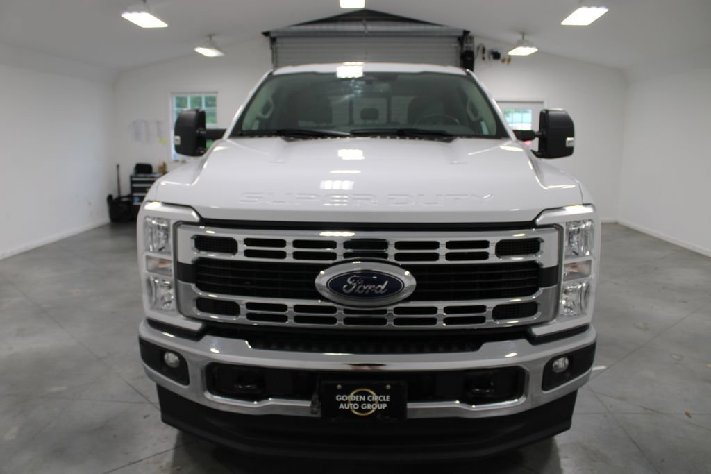 Used 2023 Ford F250 XLT w/ Camper Package AWD/4WD image 3