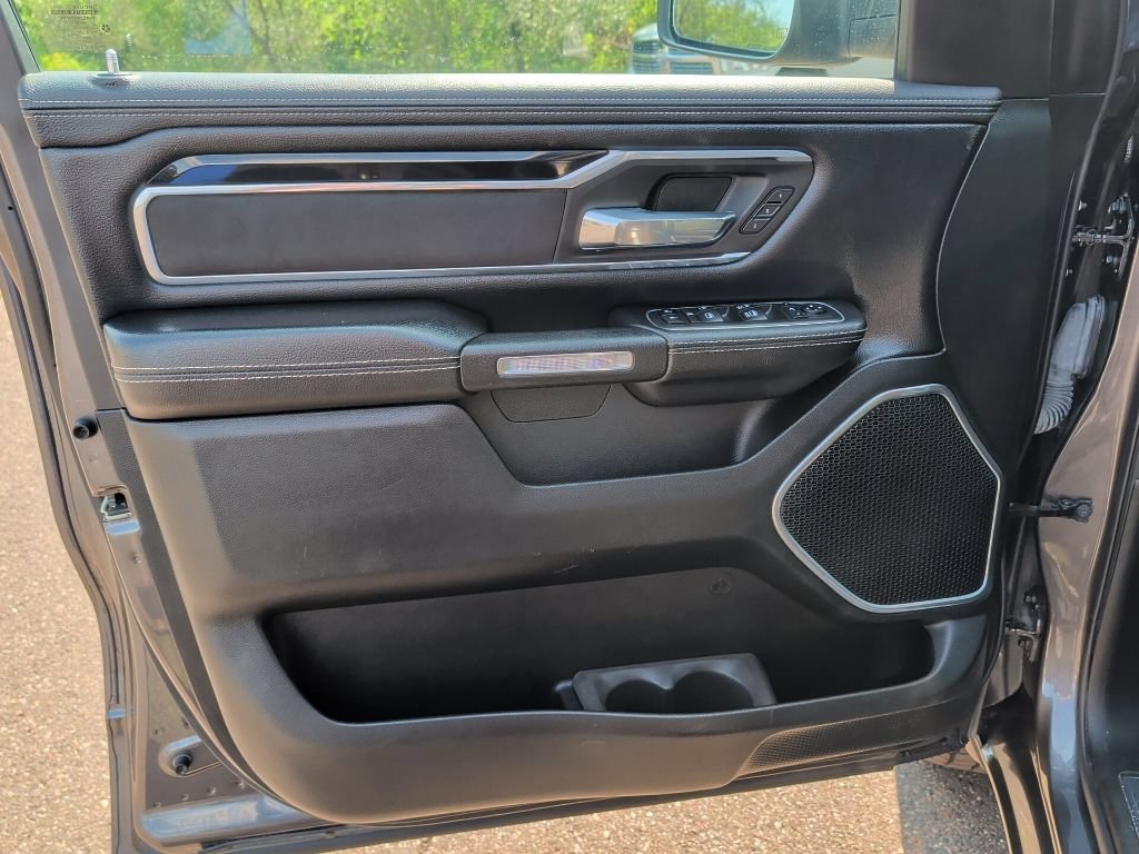 Used 2021 RAM 1500 Laramie w/ Sport Appearance Package AWD/4WD image 33