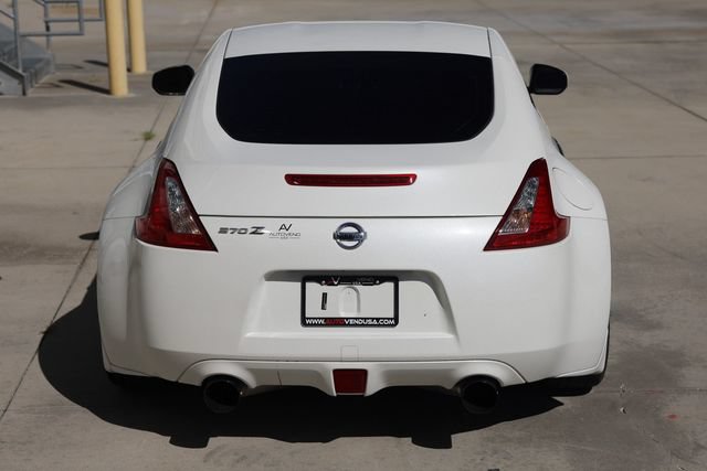 Used 2016 Nissan 370Z Coupe RWD image 12