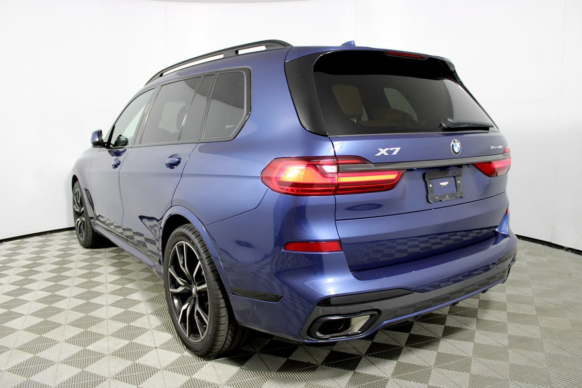 Used 2022 BMW X7 xDrive40i w/ M Sport Package AWD/4WD image 36