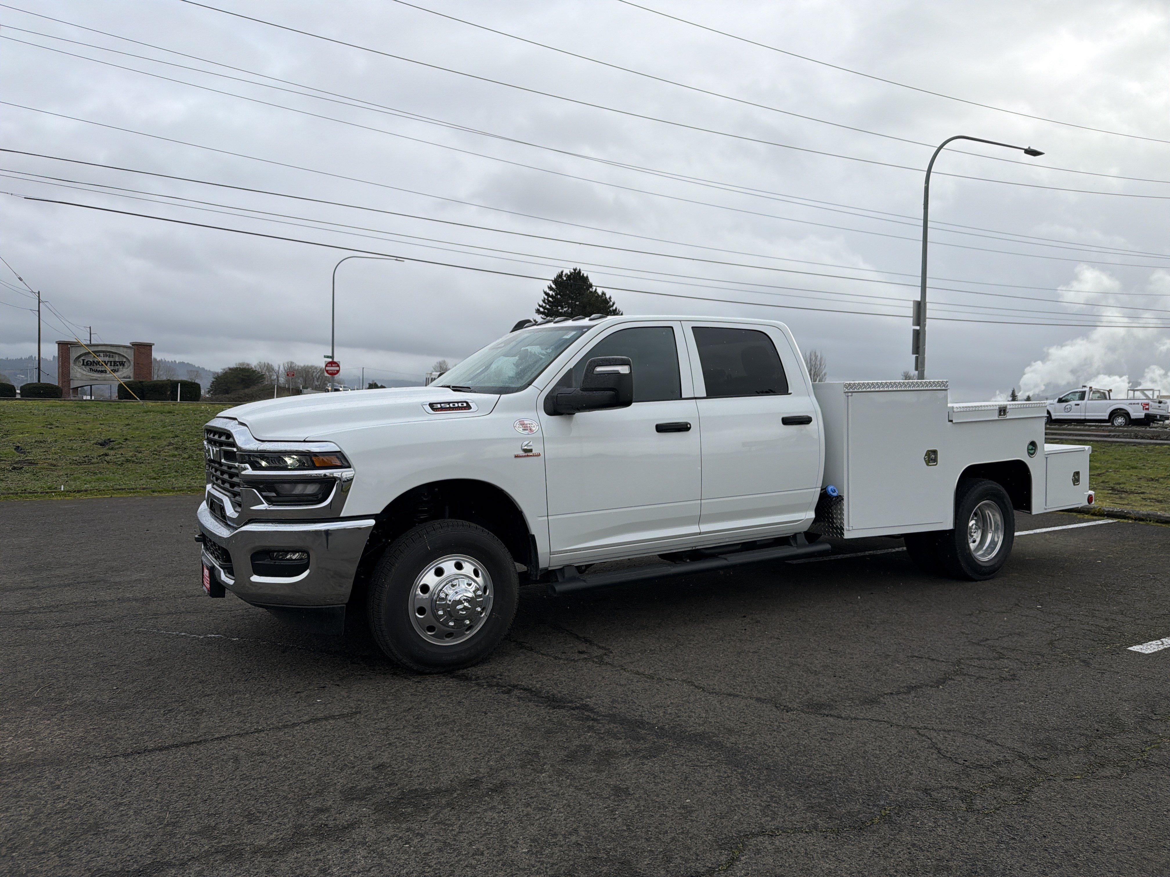 New 2026 RAM 3500 Tradesman w/ Chrome Appearance Group AWD/4WD image 7