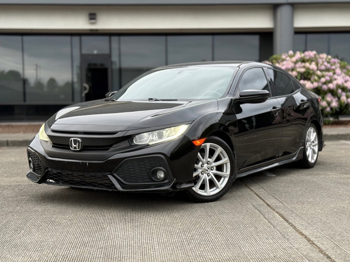 Used 2018 Honda Civic Sport image 8