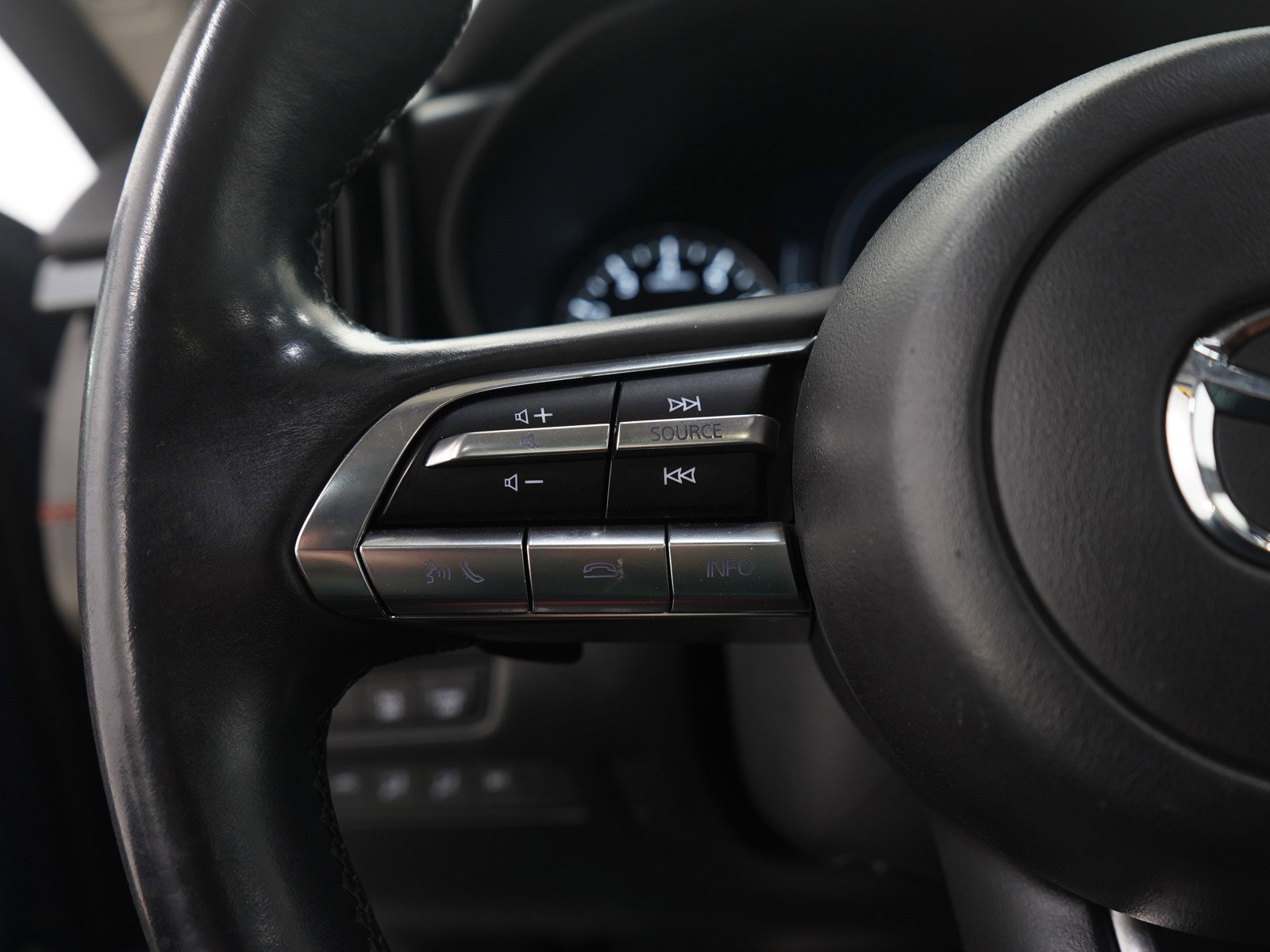 Used 2023 MAZDA CX-50 Meridian Edition w/ Cargo Package image 26