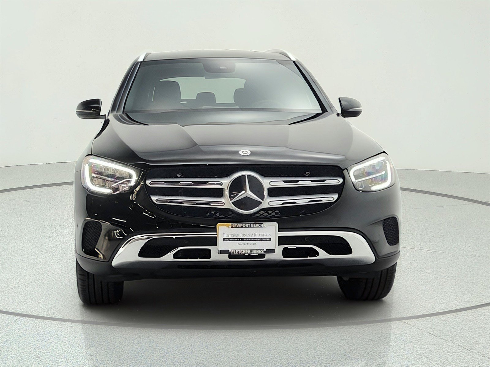 Used 2022 Mercedes-Benz GLC 300 image 2
